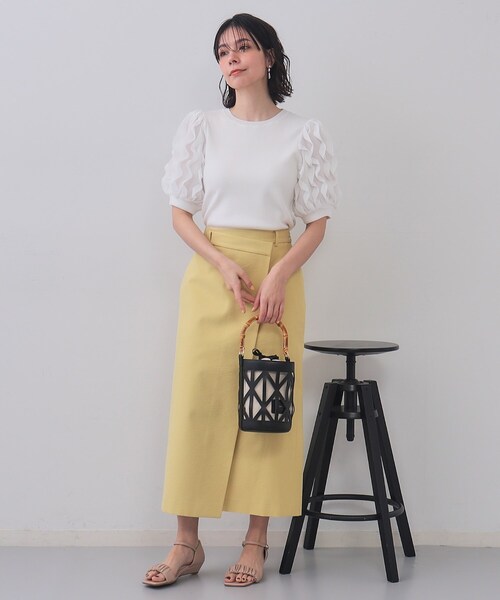 OPAQUE.CLIP(オペークドットクリップ)の「フリルスリーブデザインニット【洗濯機洗い可】(Tシャツ/カットソー・レディース・ホワイト/ブラック/ライトベージュ・00)」の5枚目の写真
