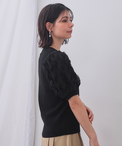 OPAQUE.CLIP(オペークドットクリップ)の「フリルスリーブデザインニット【洗濯機洗い可】(Tシャツ/カットソー・レディース・ホワイト/ブラック/ライトベージュ・00)」の8枚目の写真