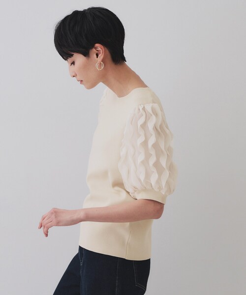 OPAQUE.CLIP(オペークドットクリップ)の「フリルスリーブデザインニット【洗濯機洗い可】(Tシャツ/カットソー・レディース・ホワイト/ブラック/ライトベージュ・00)」の17枚目の写真
