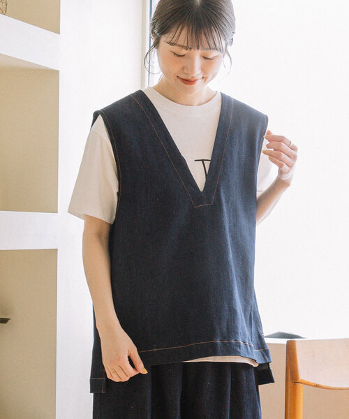 POU DOU DOU(プードゥドゥ)の「Vネックベスト(ベスト・レディース・ブラック/キナリ/インディゴブルー・M)」の11枚目の写真