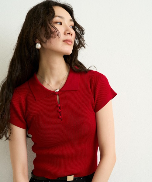 Lutim by u(ルチバイユー)の「Sherbet Touch Polo Collar Random Rib Tops / シャーベットタッチポロ襟ランダムリブトップス(Tシャツ/カットソー・レディース・チャコールグレー/アイボリー/ブラウン/レッド/ブラック/モカ/ミント/ナチュラル/ブラック×ホワイト・FREE)」の9枚目の写真