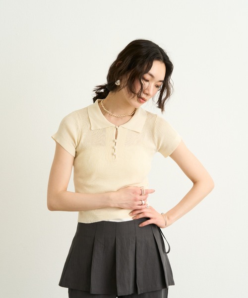 Lutim by u(ルチバイユー)の「Sherbet Touch Polo Collar Random Rib Tops / シャーベットタッチポロ襟ランダムリブトップス(Tシャツ/カットソー・レディース・チャコールグレー/アイボリー/ブラウン/レッド/ブラック/モカ/ミント/ナチュラル/ブラック×ホワイト・FREE)」の19枚目の写真