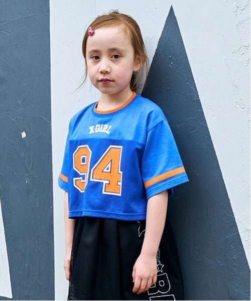 X-girl Stages（エックスガールステージス）の「ナンバリングメッシュ切替ショート半袖T（Tシャツ/カットソー・キッズ・ブラック/レモンイエロー/ブルー・110cm/120cm/130cm/140cm）」の16枚目の写真