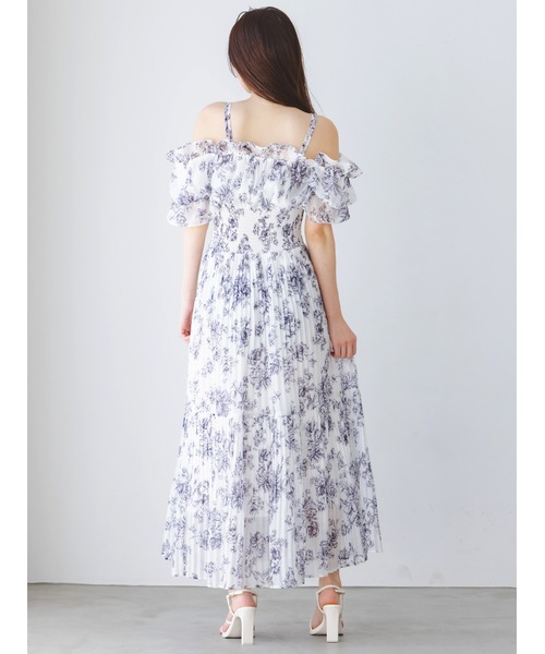 Sustainableオフショルギャザーワンピース（ワンピース）｜SNIDEL