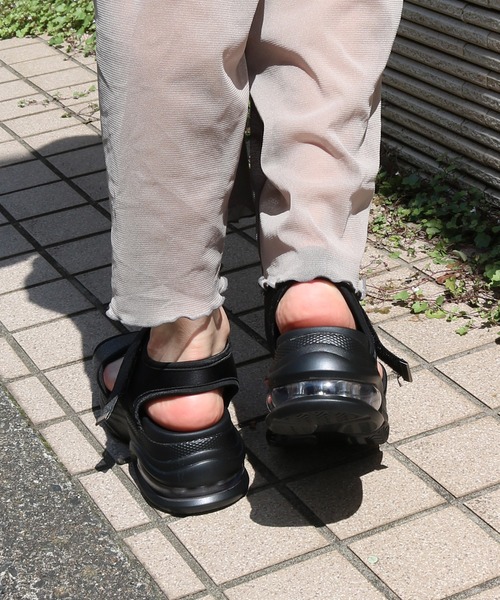 BETTY CLUB（ベティクラブ）の「【JEWEL CASKET】2ベルトエア入り厚底ラメ スポーツサンダル（サンダル・レディース・ゴールド/シルバー/ブラック・S/M/L/LL）」の12枚目の写真