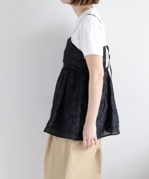 cepo(セポ)の「〈セットアップ対応〉フラワーシアービスチェ(キャミソール・レディース・オフホワイト/ブラック・M)」の13枚目の写真