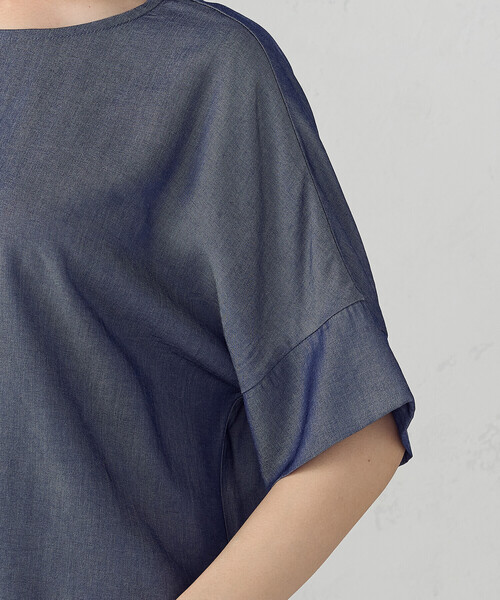 COMME CA ISM(コムサイズム)の「【セットアップ対応】デニムライクシャンブレー Tブラウス(シャツ/ブラウス・レディース・ネイビー・LARGE/MEDIUM)」の17枚目の写真