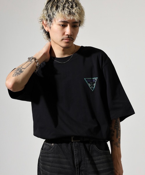 【関税込み】GUESS USA ブラック フェード 長袖Tシャツ セール】GUESS UNI S/SLV TEE SHIRT6 Tシャツ 長袖(Tシャツ