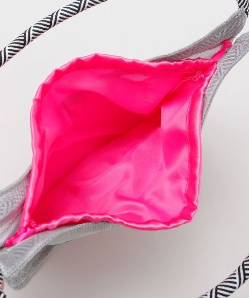 カヤ（カヤ）の「【カヤ】日の丸スーベニアミニバッグ 巾着ポーチ付き（ハンドバッグ・レディース・ブラック×イエロー/パープル系その他/ホワイト×ピンク・FREE）」の7枚目の写真