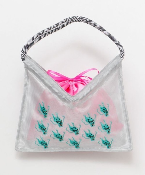 カヤ（カヤ）の「【カヤ】日の丸スーベニアミニバッグ 巾着ポーチ付き（ハンドバッグ・レディース・ブラック×イエロー/パープル系その他/ホワイト×ピンク・FREE）」の5枚目の写真