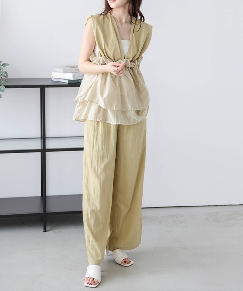 AMELY（エミリー）の「ペプラムギャザートップス+パンツ セットアップ（セットアップ・レディース・ブラック/ベージュ/イエロー/ホワイト・フリー）」の16枚目の写真