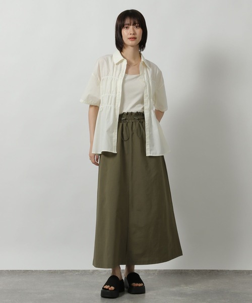 LAKOLE(ラコレ)の「シャーリングシャツ6分袖 / 570637(シャツ/ブラウス・レディース・ライトグリーン/イエロー/オフホワイト/ライトブルー・FREE)」の5枚目の写真