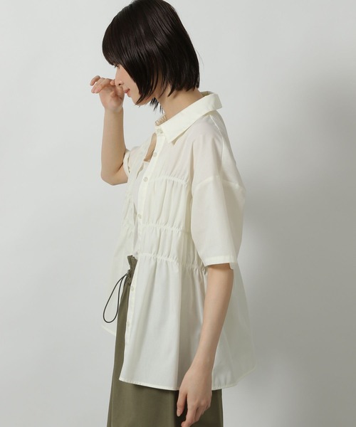 LAKOLE(ラコレ)の「シャーリングシャツ6分袖 / 570637(シャツ/ブラウス・レディース・ライトグリーン/イエロー/オフホワイト/ライトブルー・FREE)」の8枚目の写真