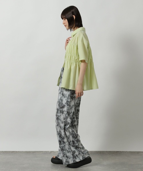 LAKOLE(ラコレ)の「シャーリングシャツ6分袖 / 570637(シャツ/ブラウス・レディース・ライトグリーン/イエロー/オフホワイト/ライトブルー・FREE)」の11枚目の写真