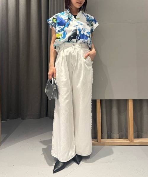LOVELESS（ラブレス）の「【KANAKO SASAKI】コラボレーション ノースリーブシャツ（シャツ/ブラウス・レディース・ブラック/ロイヤルブルー・36）」の11枚目の写真