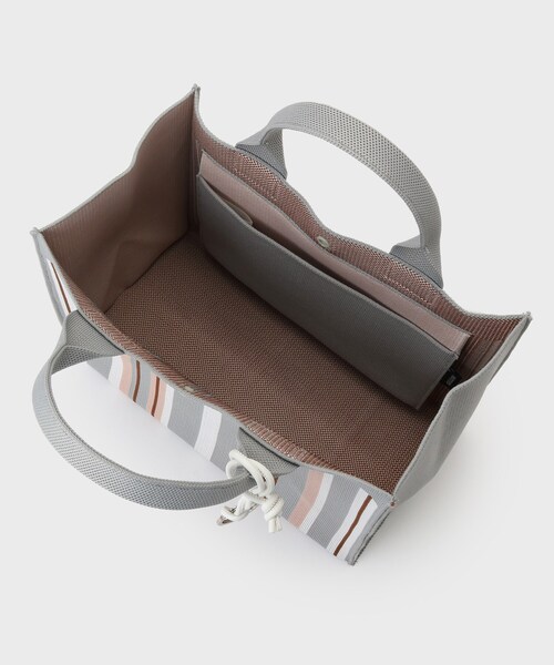 UNTITLED(アンタイトル)の「【手洗い可】マルチストライプニットバッグ(ハンドバッグ・レディース・ブルー系4/ライトグレー系4/グリーン系その他5・99)」の10枚目の写真