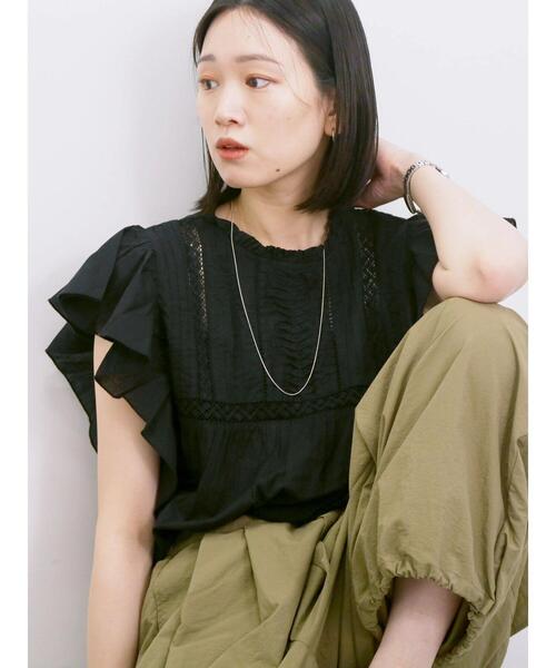 Samansa Mos2 blue（サマンサモスモスブルー）の「【Made in India】フリル袖レースピンタックブラウス（シャツ/ブラウス・レディース・ブラック/オフホワイト/レッド・F）」の3枚目の写真