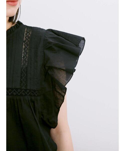 Samansa Mos2 blue（サマンサモスモスブルー）の「【Made in India】フリル袖レースピンタックブラウス（シャツ/ブラウス・レディース・ブラック/オフホワイト/レッド・F）」の4枚目の写真