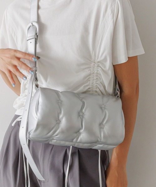 BAYFLOW(ベイフロー)の「スターキルトショルダー(ショルダーバッグ・レディース・シルバー/ブラック・FREE)」の17枚目の写真