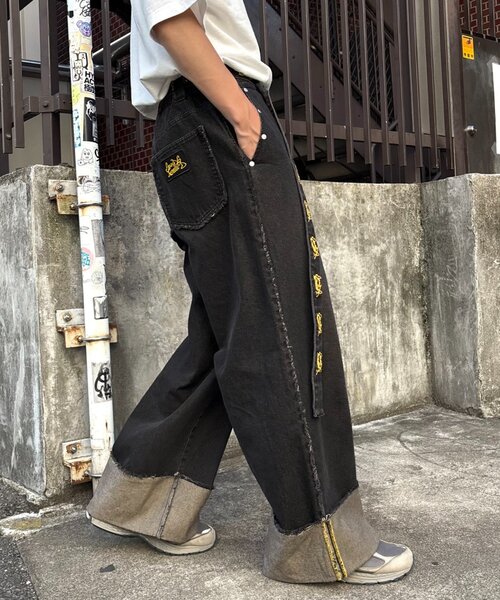 SOUNDSGOOOOD（サウンズグッド）の「【SOUNDS GOOOOD】ロールアップフリンジワイドパンツ（デニムパンツ・メンズ・ブラック/パープル・ONE SIZE）」の5枚目の写真