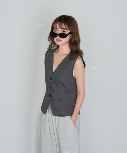 RAY CASSIN（レイカズン）の「スーツベスト（ベスト・レディース・グレー/ブラック系その他2・FREE）」の3枚目の写真