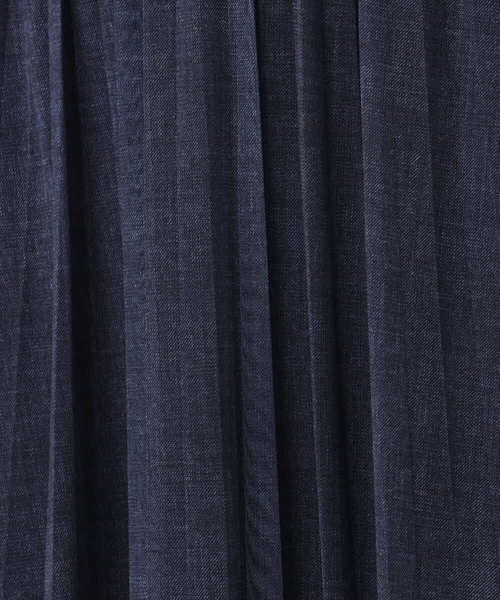 MK MICHEL KLEIN（エムケーミッシェルクラン）の「デニム調シアープリーツスカート/洗える（スカート・レディース・ライトグレー/ネイビー・38）」の9枚目の写真