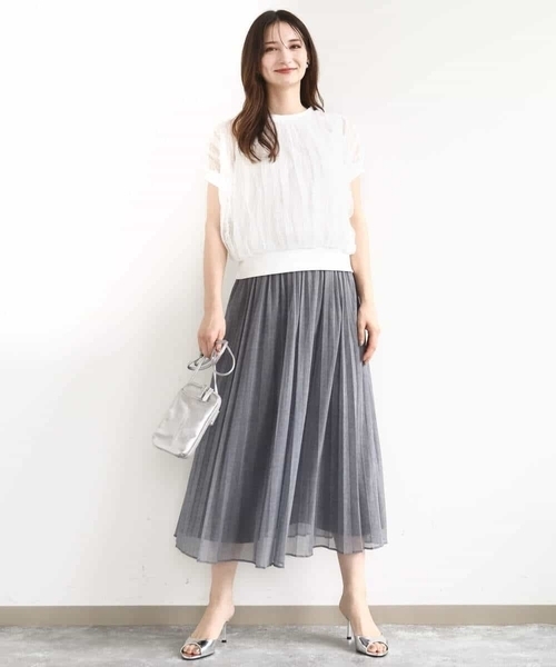 MK MICHEL KLEIN（エムケーミッシェルクラン）の「デニム調シアープリーツスカート/洗える（スカート・レディース・ライトグレー/ネイビー・38）」の5枚目の写真