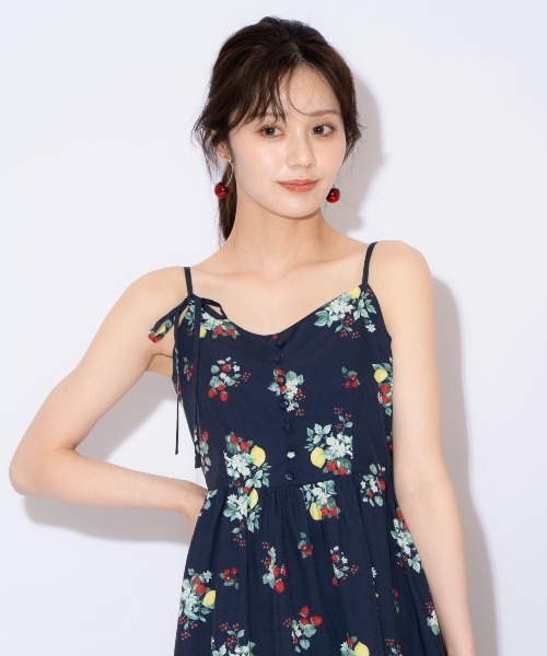 WILLSELECTION（ウィルセレクション）の「フルーツプリントキャミワンピース（ワンピース・レディース・オフホワイト/ネイビー・FREE）」の13枚目の写真