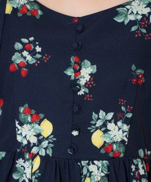 WILLSELECTION（ウィルセレクション）の「フルーツプリントキャミワンピース（ワンピース・レディース・オフホワイト/ネイビー・FREE）」の6枚目の写真