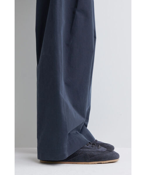 ミニマルスエードスニーカー（スニーカー）｜COS（コス）の