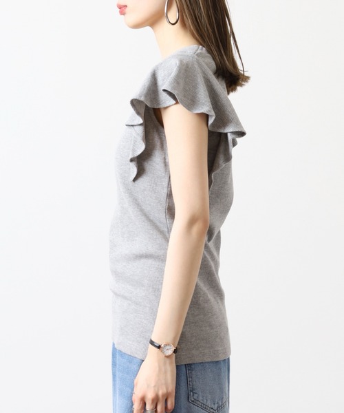 atONE(アットワン)の「フレアーフレンチスリーブTシャツ(Tシャツ/カットソー・レディース・ホワイト/ブラック/チャコールグレー/杢グレー・M/LL/3L/4L/L)」の9枚目の写真