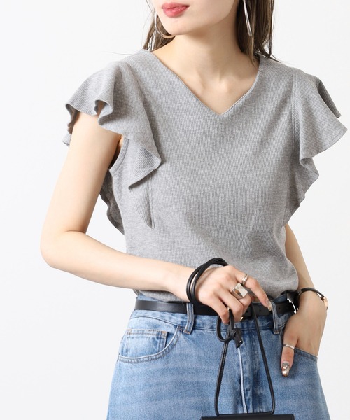 atONE(アットワン)の「フレアーフレンチスリーブTシャツ(Tシャツ/カットソー・レディース・ホワイト/ブラック/チャコールグレー/杢グレー・M/LL/3L/4L/L)」の6枚目の写真