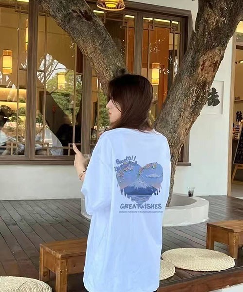 gossip!ロサンゼルス(ゴシップロサンゼルス)の「背面ハート富士山プリント オーバーサイズ半袖 T シャツ ユニセックス カップルコーデ レディース メンズ 夏トップス(Tシャツ/カットソー・レディース・ホワイト/ブラック・S/L/M/XL)」の10枚目の写真