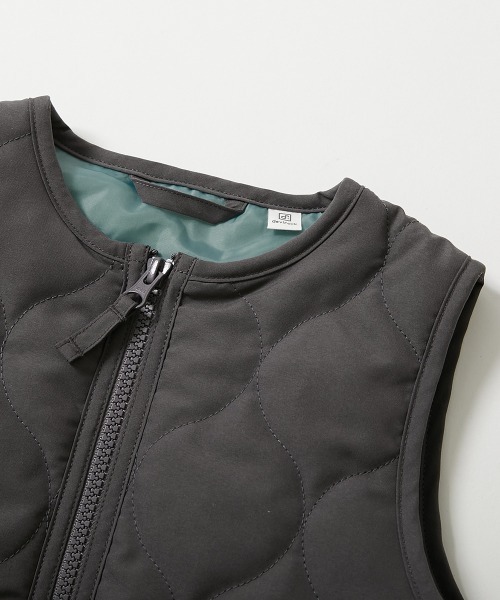 devirock（デビロック）の「洗える 中綿 インナーキルトベスト（ダウンベスト・キッズ・チャコール/ブラック/カーキ・100cm/110cm/120cm/130cm/140cm/150cm/160cm）」の9枚目の写真