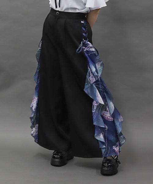 axes femme POETIQUE(アクシーズファムポエティック)の「揺蕩う海月ラッフルワイドパンツ(その他パンツ・レディース・グレー/ブラック/ネイビー・MEDIUM)」の2枚目の写真