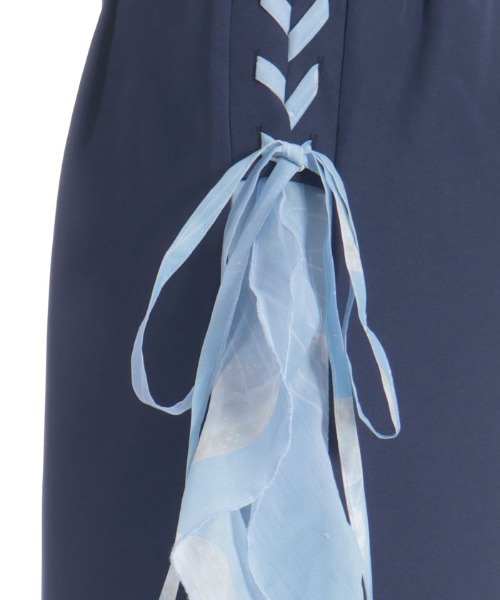 axes femme POETIQUE(アクシーズファムポエティック)の「揺蕩う海月ラッフルワイドパンツ(その他パンツ・レディース・グレー/ブラック/ネイビー・MEDIUM)」の15枚目の写真