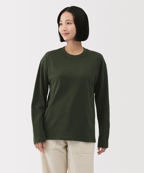 無印良品(ムジルシリョウヒン)の「婦人 引き揃え天竺編みクルーネック長袖Tシャツ(Tシャツ/カットソー・レディース・ホワイト/ブラック/ライトピンク/チャコールグレー/ダークグリーン・S/M/L/XL)」の4枚目の写真