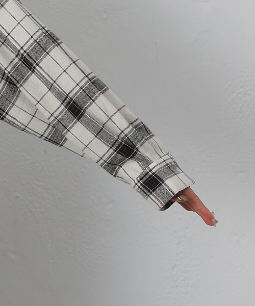 COLONY 2139（コロニートゥーワンスリーナイン）の「起毛チェックフードシャツ（シャツ/ブラウス・レディース・ブルー/アイボリー/ブラック・ONESIZE）」の15枚目の写真