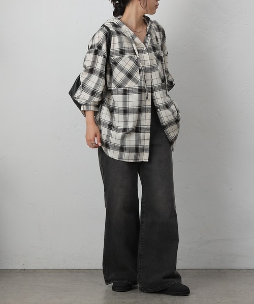 COLONY 2139（コロニートゥーワンスリーナイン）の「起毛チェックフードシャツ（シャツ/ブラウス・レディース・ブルー/アイボリー/ブラック・ONESIZE）」の21枚目の写真
