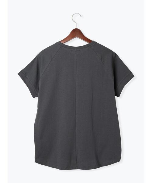 Te chichi TERRASSE（テチチテラス）の「ネックレス付きTシャツ（Tシャツ/カットソー・レディース・オフホワイト/チャコールグレー/グレー・F）」の10枚目の写真