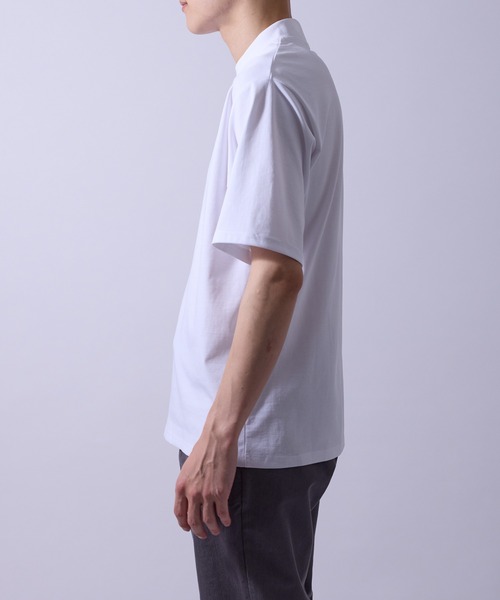 le cercle ADAM ET ROPE'(ルセルクルアダムエロペ)の「リブデザイン冷感ジャケットインナーTシャツ/接触冷感(Tシャツ/カットソー・メンズ・ホワイト/ブラック/チャコールグレー・LL/L/M/S)」の10枚目の写真