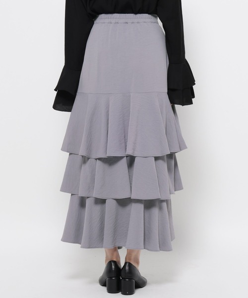 mysty woman(ミスティウーマン)の「アシメティアードスカート2 582501(スカート・レディース・オフホワイト/グレイッシュブルー/ブラック・FREE)」の12枚目の写真
