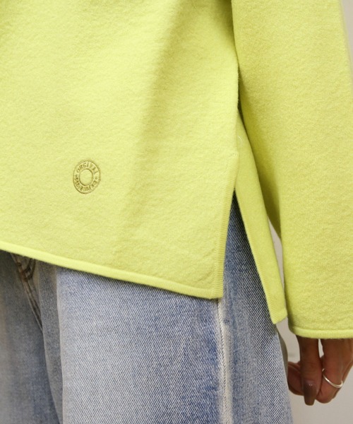 ORCIVAL（オーシバル）の「ORCIVAL/オーシバル　ウールジャージープルオーバー　WOOL JERSSEY PULLOVER　OR-D0128 KKW（ニット/セーター・レディース・ダークネイビー/アイボリー/イエロー・1）」の18枚目の写真