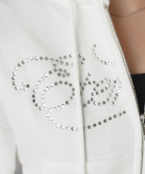 SPINNS（スピンズ）の「キラ盛れラインストーン☆彡Wジップショートパーカー/ラインストーン筆記体ロゴ（パーカー・レディース・ブラック/ピンク/杢グレー/オフホワイト・ONESIZE）」の19枚目の写真