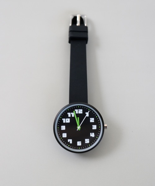 nattito(ナティート)の「〈nattito/ナティート〉CASUAL STYLE Watch/カジュアルスタイル ウォッチ コルロ YM133(アナログ腕時計・レディース・レッド/グリーン/ベージュ/グレー/ブラック・32)」の2枚目の写真