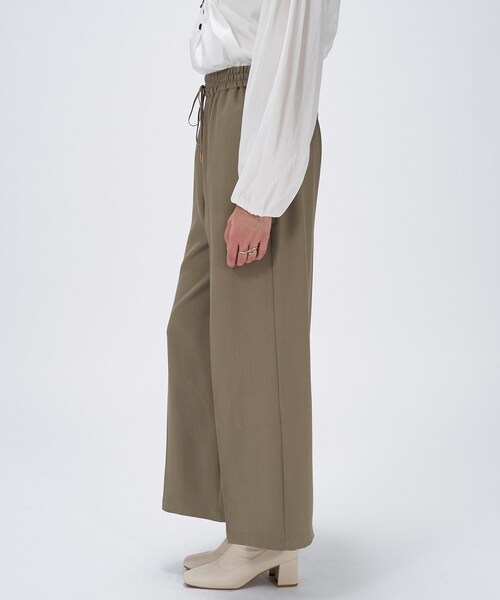 cloenc（クロエンス）の「【セットアップ／手洗い可】ツイルイージーワイドパンツ（その他パンツ・レディース・ブラック/カーキ/ダークブラウン・01/02/03）」の12枚目の写真