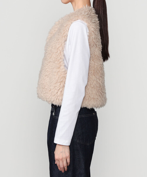 LE GLAZIK（ルグラジック）の「LE GLAZIK | エコファー ジレ WOMEN（その他アウター・レディース・ベージュ/ダークグレー・36）」の11枚目の写真