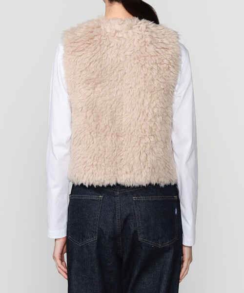 LE GLAZIK（ルグラジック）の「LE GLAZIK | エコファー ジレ WOMEN（その他アウター・レディース・ベージュ/ダークグレー・36）」の12枚目の写真