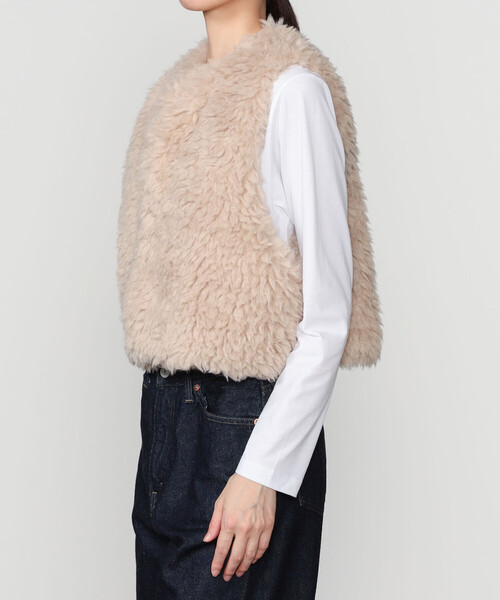 LE GLAZIK（ルグラジック）の「LE GLAZIK | エコファー ジレ WOMEN（その他アウター・レディース・ベージュ/ダークグレー・36）」の13枚目の写真