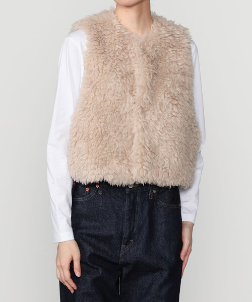 LE GLAZIK(ルグラジック)の「LE GLAZIK | エコファー ジレ WOMEN(その他アウター・レディース・ベージュ/ダークグレー・36)」の16枚目の写真